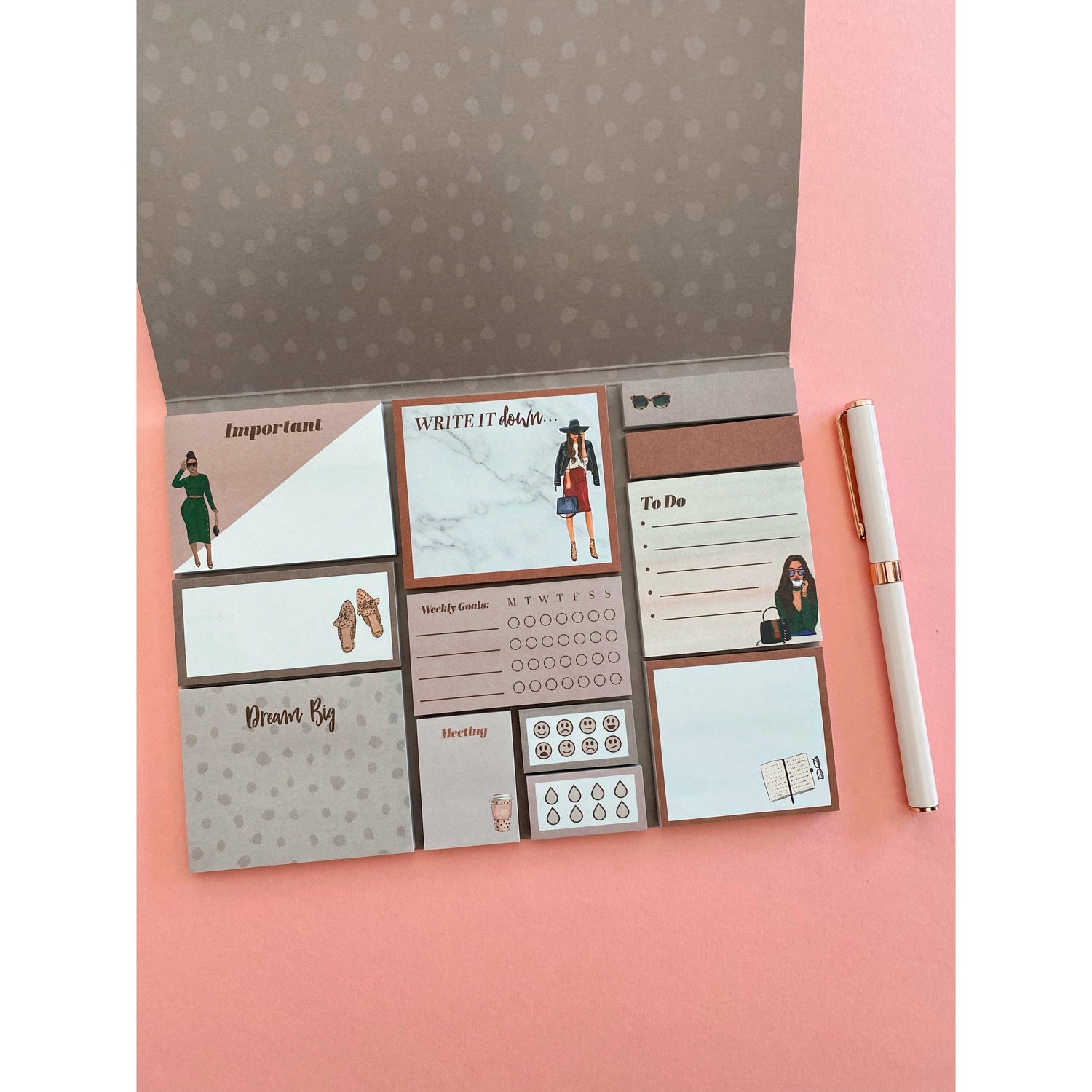 Boss Babe Sticky Note Pad by Rongrong DeVoe